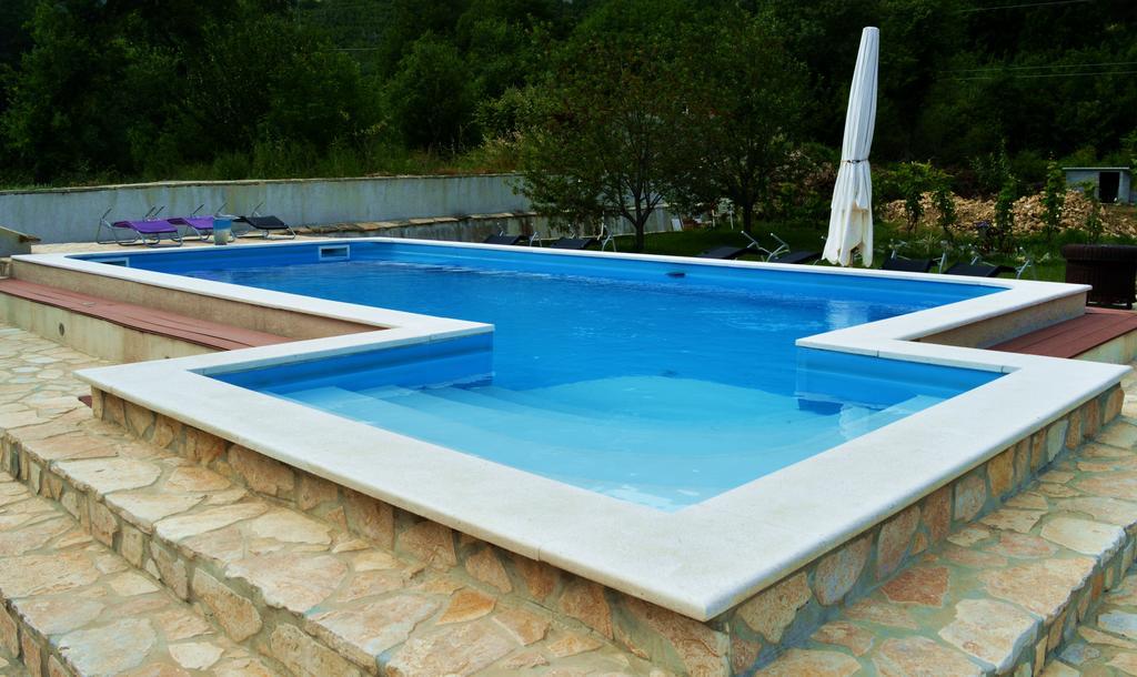 אומיס Villa Bubalo מראה חיצוני תמונה