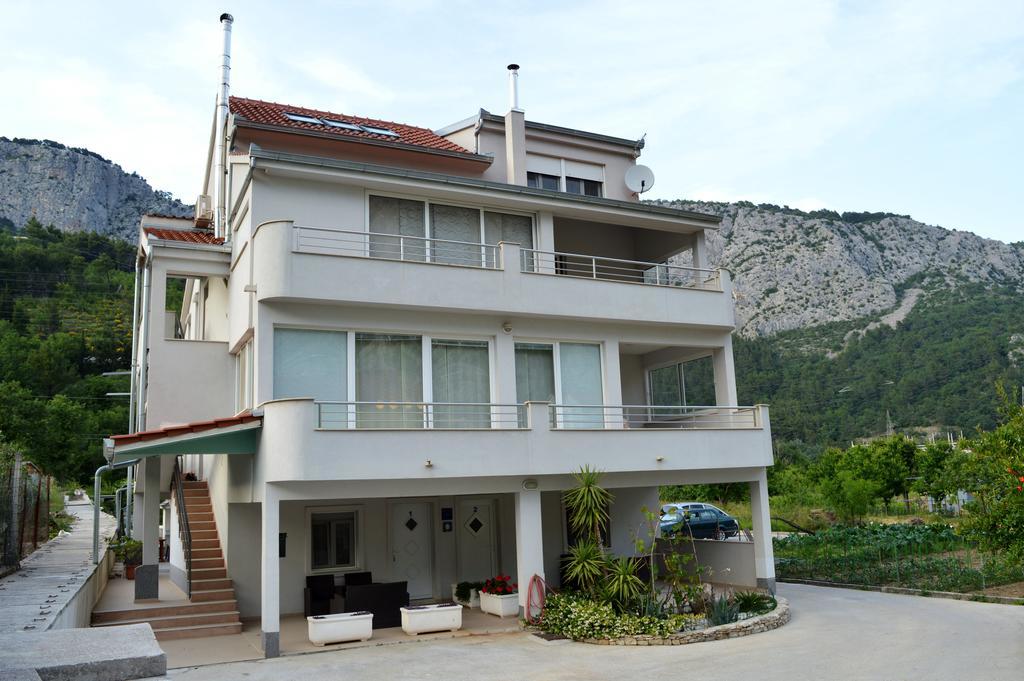 אומיס Villa Bubalo מראה חיצוני תמונה