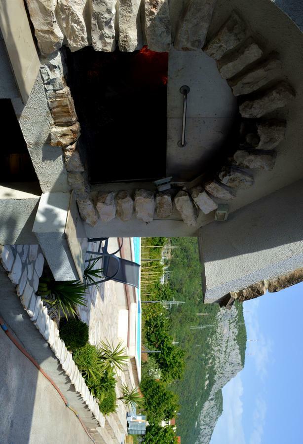 אומיס Villa Bubalo מראה חיצוני תמונה