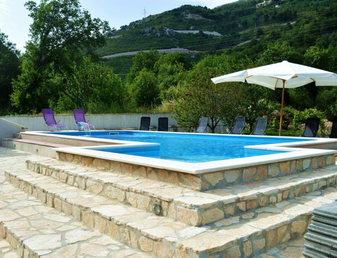 אומיס Villa Bubalo מראה חיצוני תמונה